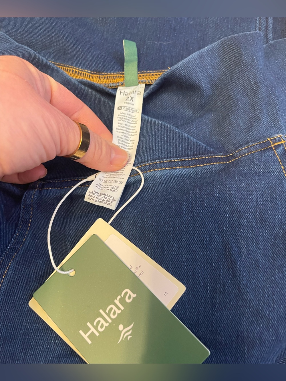 HALARA Flex™ High Waisted Crossover Pocket Washed Casual Jeans - Picture 12 of 14